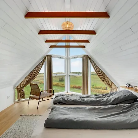 Semesterbostad Nice In Tranekaer With House Sea View